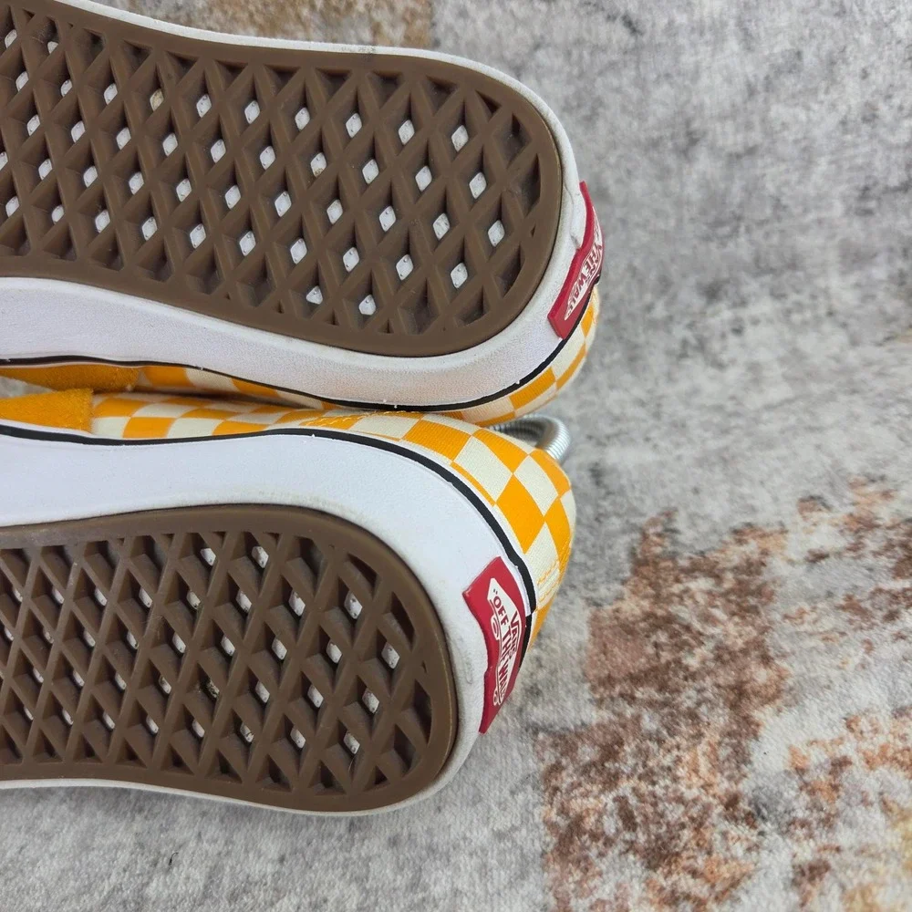 Vans ComfyCush Sneakers 7.5 Orange Yellow Checkerboard Zinnia Suede Skate Shoes